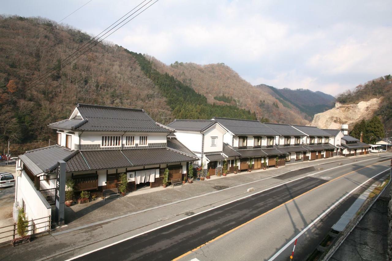 Yubaraonsen Yubaranoyado Komeya Maniwa Extérieur photo